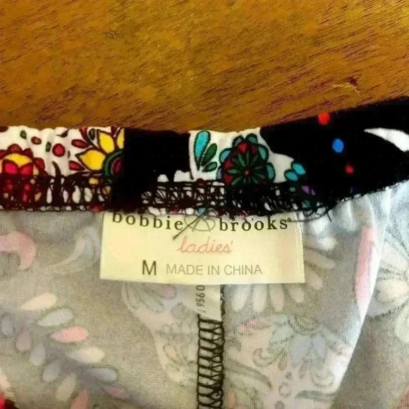 Bobbie Brooks Ladies Sugar Skull Print Super Soft Leggings‎ Sz M - Picture 5 of 7